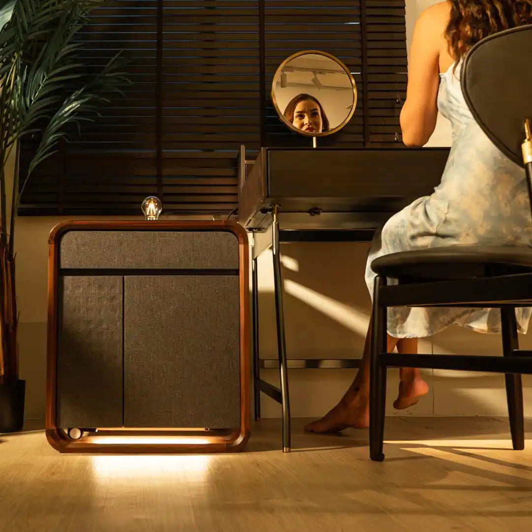 Smart air purification table